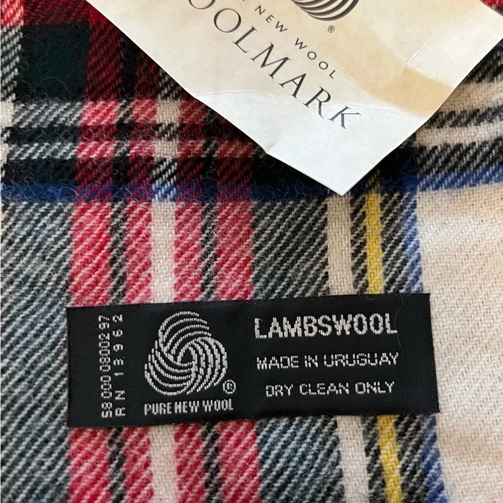 NWT Woolmark 100% Lambswool Scottish Plaid Scarf, Cream / Red